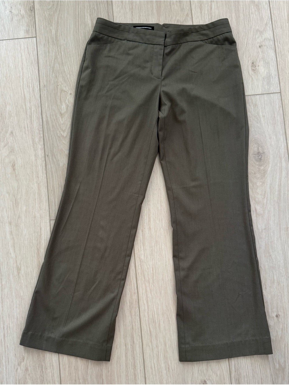 Express women’s the “Editor” pant brown size 4 wide leg dress pants slacks EUC